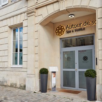 entrée extérieure Autour de Soi à Compiègne